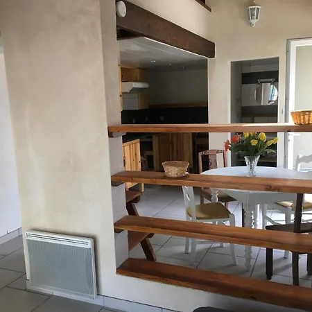 4 Personnes Proche Et Commerces Hotel *